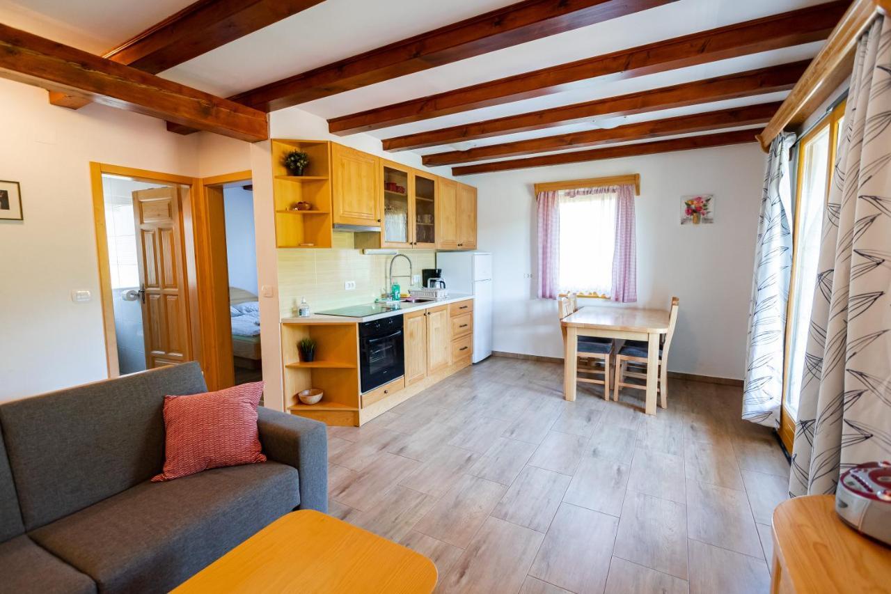 Lahinja & Kolpa River Apartments Metlika Luaran gambar