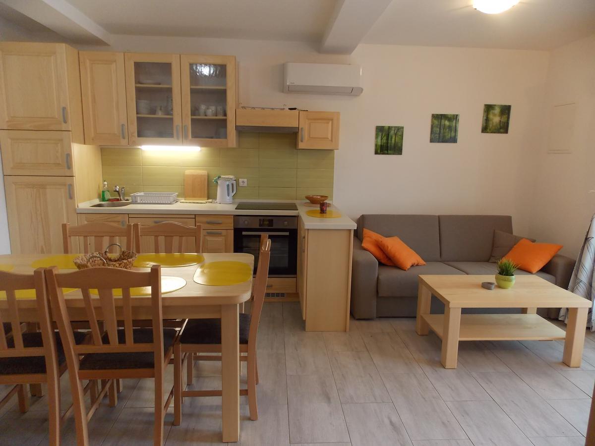 Lahinja & Kolpa River Apartments Metlika Luaran gambar